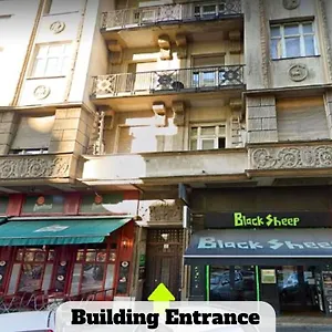  Хостел Black Sheep Smart