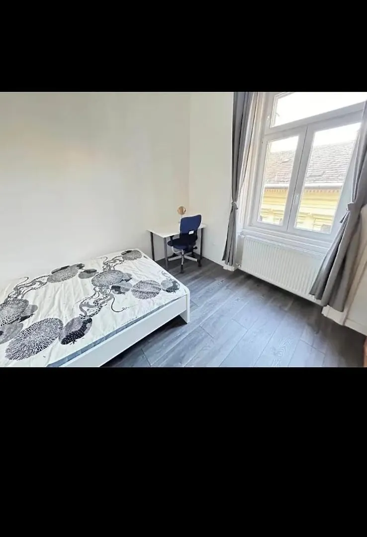 Хостел Stylish Riverside Rooms Будапешт