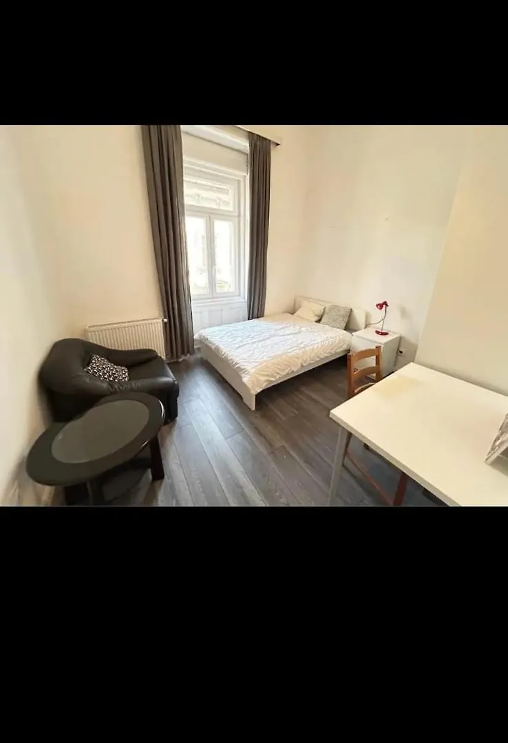Хостел Stylish Riverside Rooms Будапешт Венгрия